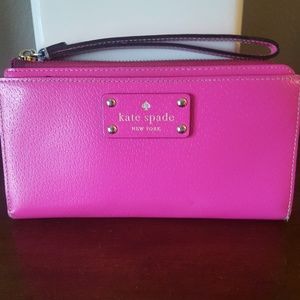 Kate Spade hot pink wristlet wallet